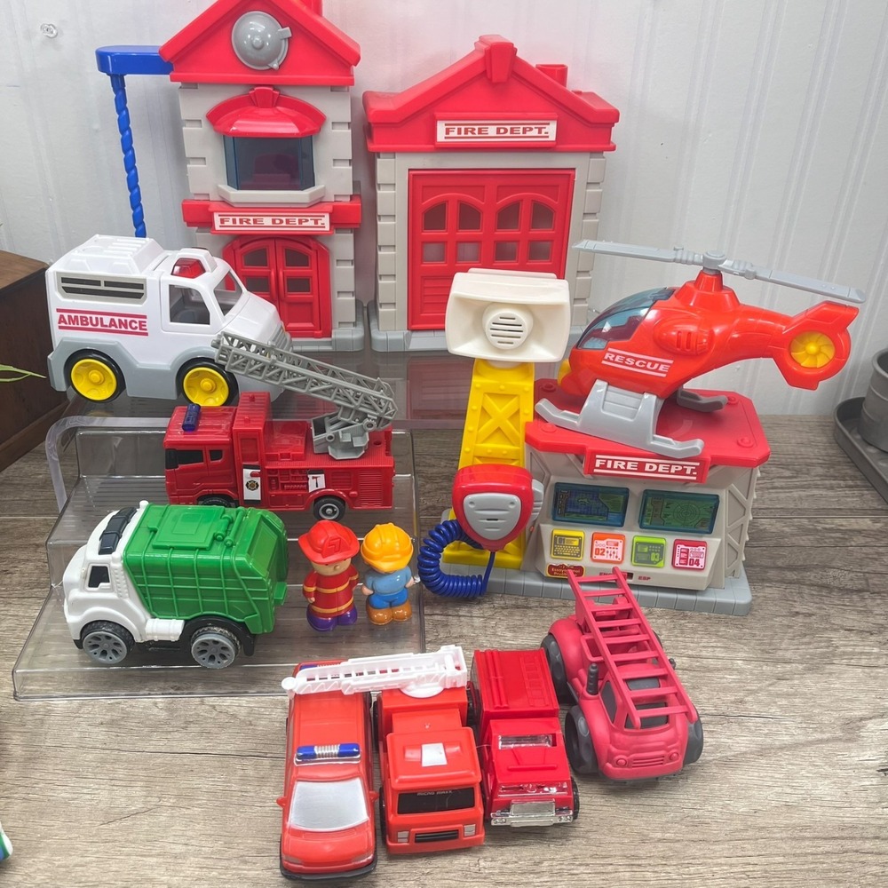Fire Department Play Station TALKING Electronic Happkid Bilingual English/Span